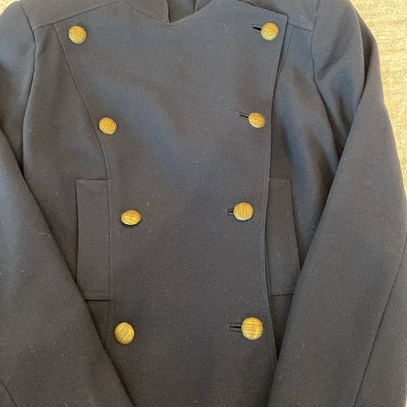 Size 2 Dana Buchman Navy Blazer - Picture 2 of 6